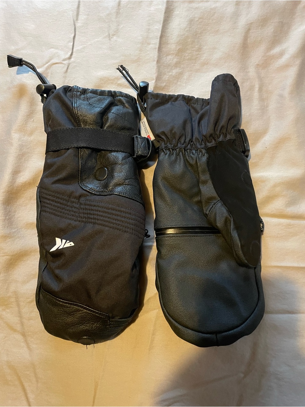 Black Men’s Winter Mittens/fingerless gloves
